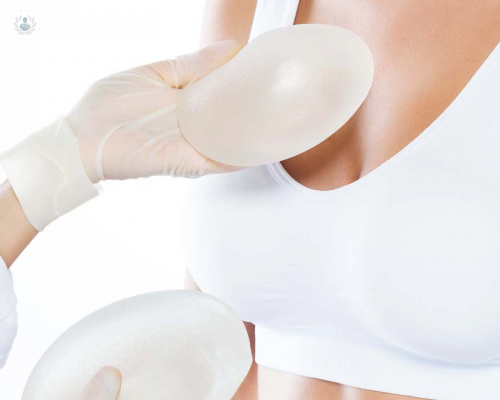 las-cirugias-de-seno-como-las-protesis-mamarias-afectan-la-lactancia imagen de artículo