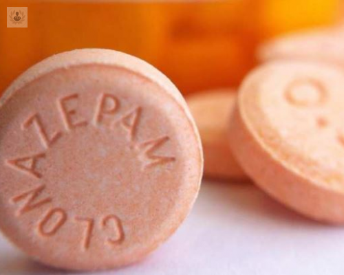 mitos-sobre-los-medicamentos-psiquiatricos imagen de artículo