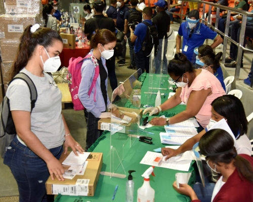 8-241-estudiantes-no-asistieron-a-clases-virtuales-en-medellin imagen de artículo