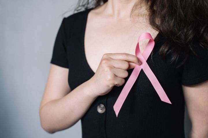 cancer-de-mama-mas-alla-de-bultos-en-las-mamas imagen de artículo