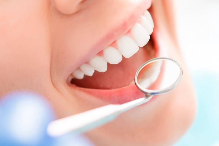 odontologos-en-estetica-facial-conocimiento-anatomico-y-calificacion-profesional imagen de artículo