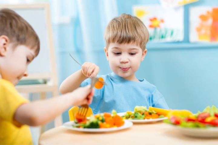 habitos-saludables-que-debemos-ensenar-a-nuestros-hijos imagen de artículo