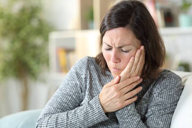 dolor-en-la-mandibula-descubre-todo-sobre-la-articulacion-temporomandibular imagen de artículo