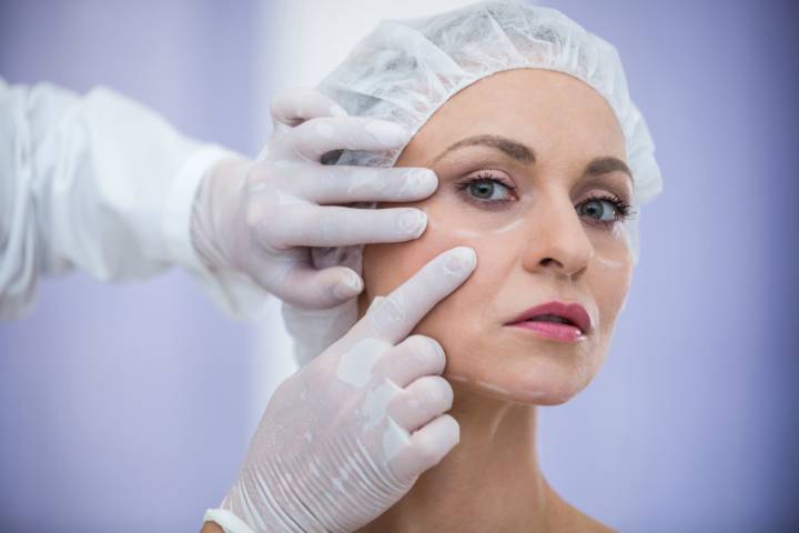 blefaroplastia-vs-tratamientos-no-quirurgicos-para-rejuvenecer-la-mirada-cual-es-la-mejor-opcion imagen de artículo