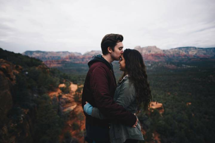amor-atraccion-que-dice-ciencia-sobre-amor-a-primera-vista imagen de artículo