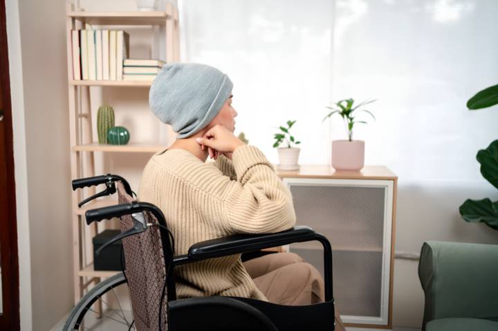 esclerosis-multiple-enfermedad-autoinmune-sistema-nervioso-central imagen de artículo