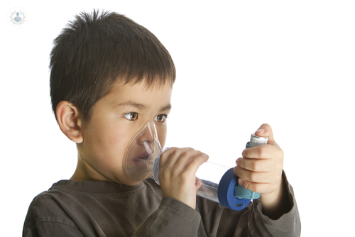 El tabaco en los padres favorece el asma en los hijos