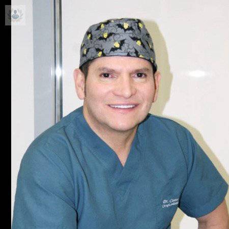 Dr. Juan Carlos Corena 